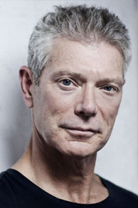 Stephen Lang
