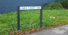 Lara Croft way - nová ulice v Derby
